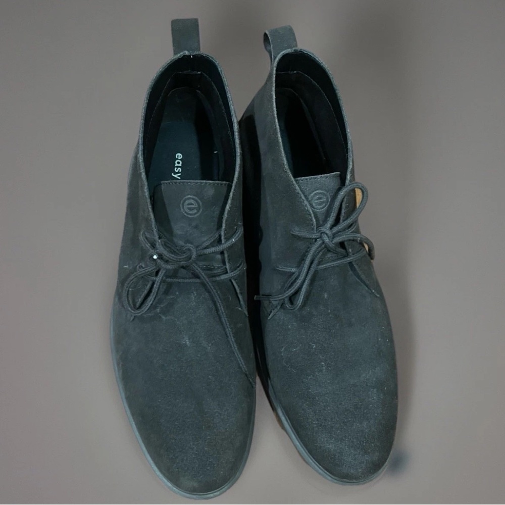 Easy Spirit Men’s Black Suede Chukka Boots - Lace-Up Casual size12m